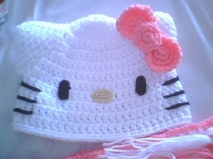 Gorro Hello Kitty a crochet